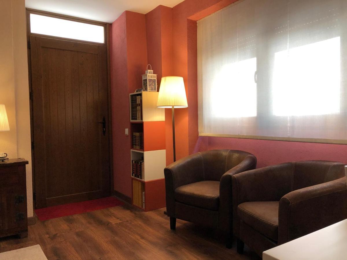Escloper B&B Sant Julia de Vilatorta ภายนอก รูปภาพ