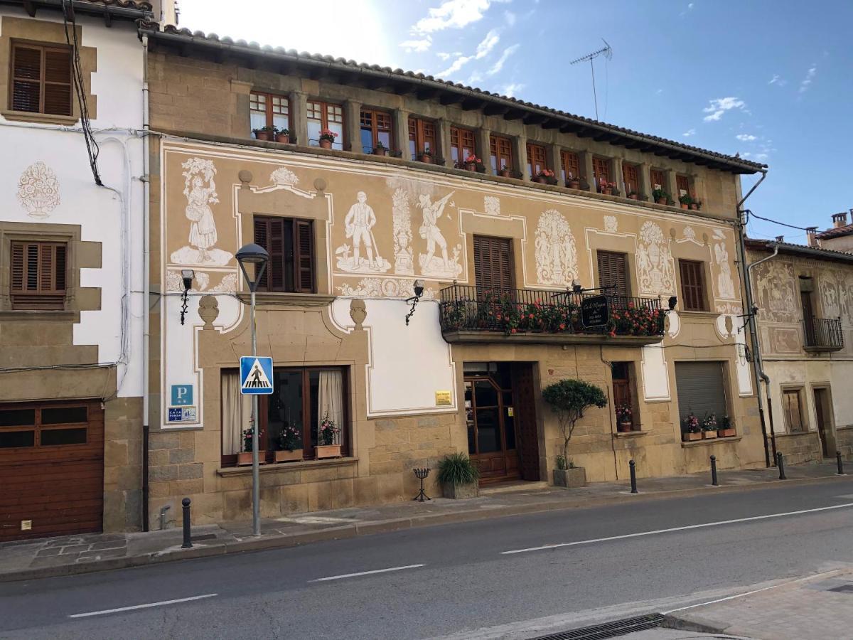 Escloper B&B Sant Julia de Vilatorta ภายนอก รูปภาพ