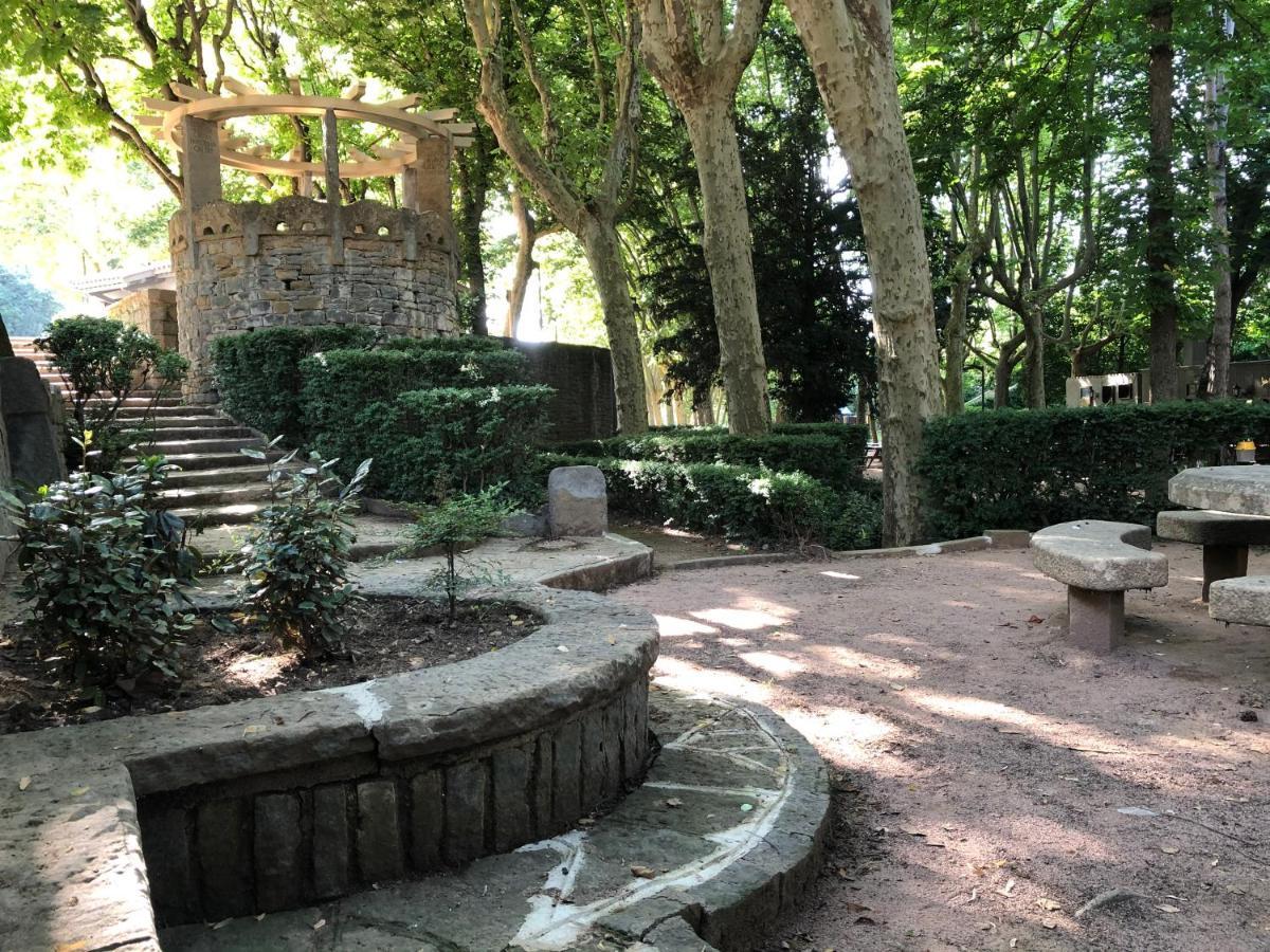 Escloper B&B Sant Julia de Vilatorta ภายนอก รูปภาพ