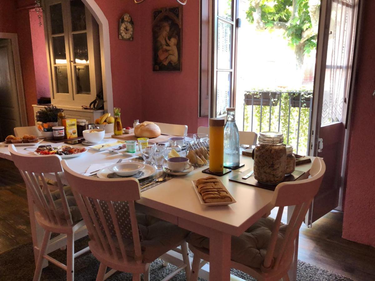 Escloper B&B Sant Julia de Vilatorta ภายนอก รูปภาพ